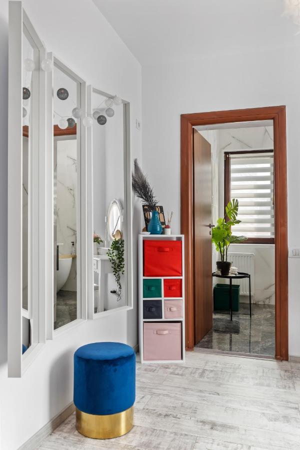 Cozy Special City Center - Old Town Apartment With Terrace Βουκουρέστι Εξωτερικό φωτογραφία