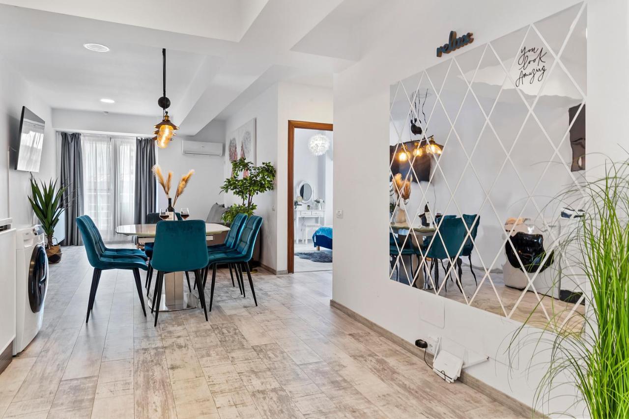 Cozy Special City Center - Old Town Apartment With Terrace Βουκουρέστι Εξωτερικό φωτογραφία